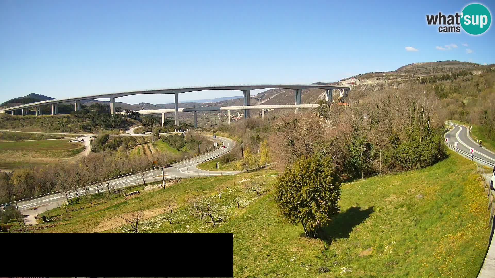Live cam Črni Kal Viaduc – Viki Burger