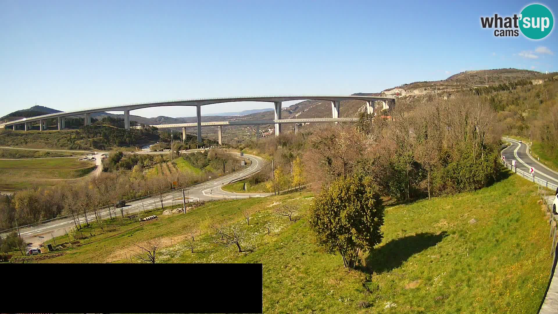 Live cam Črni Kal Viaduc – Viki Burger