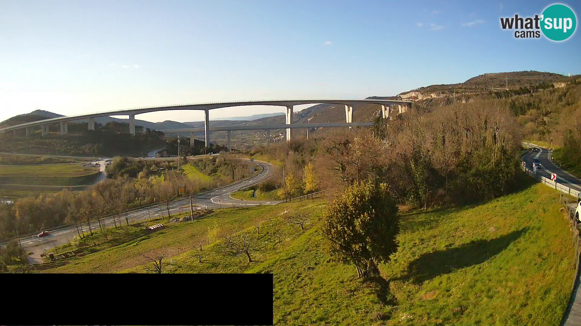 Camera en vivo Črni Kal Viaducto – Viki Burger