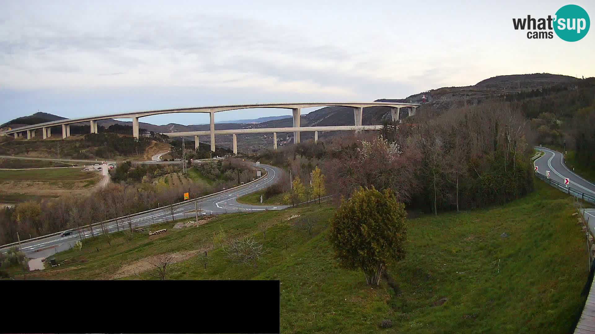 Webcam Črni Kal Viadukt – Viki Burger