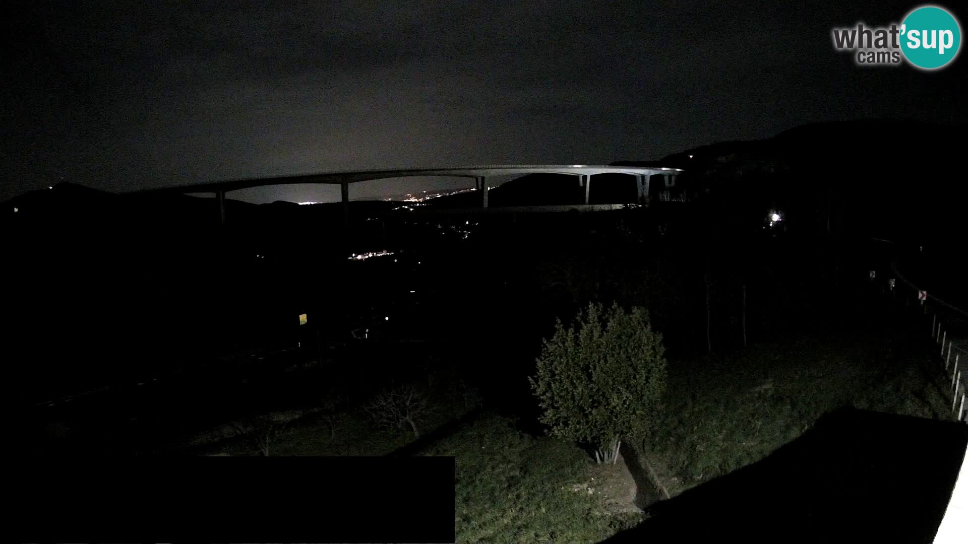 Live cam Črni Kal Viaduc – Viki Burger