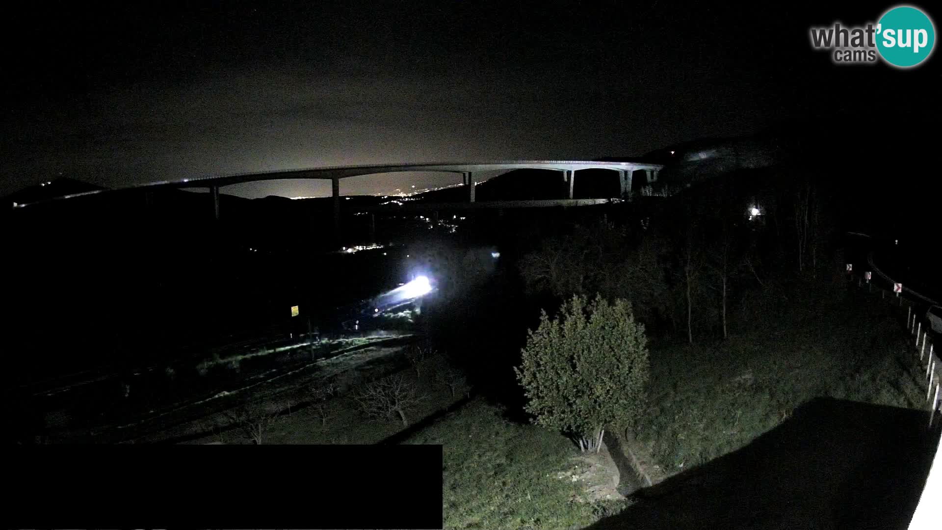 Web kamera Črni Kal Viadukt – pogled sa Viki Burgerja