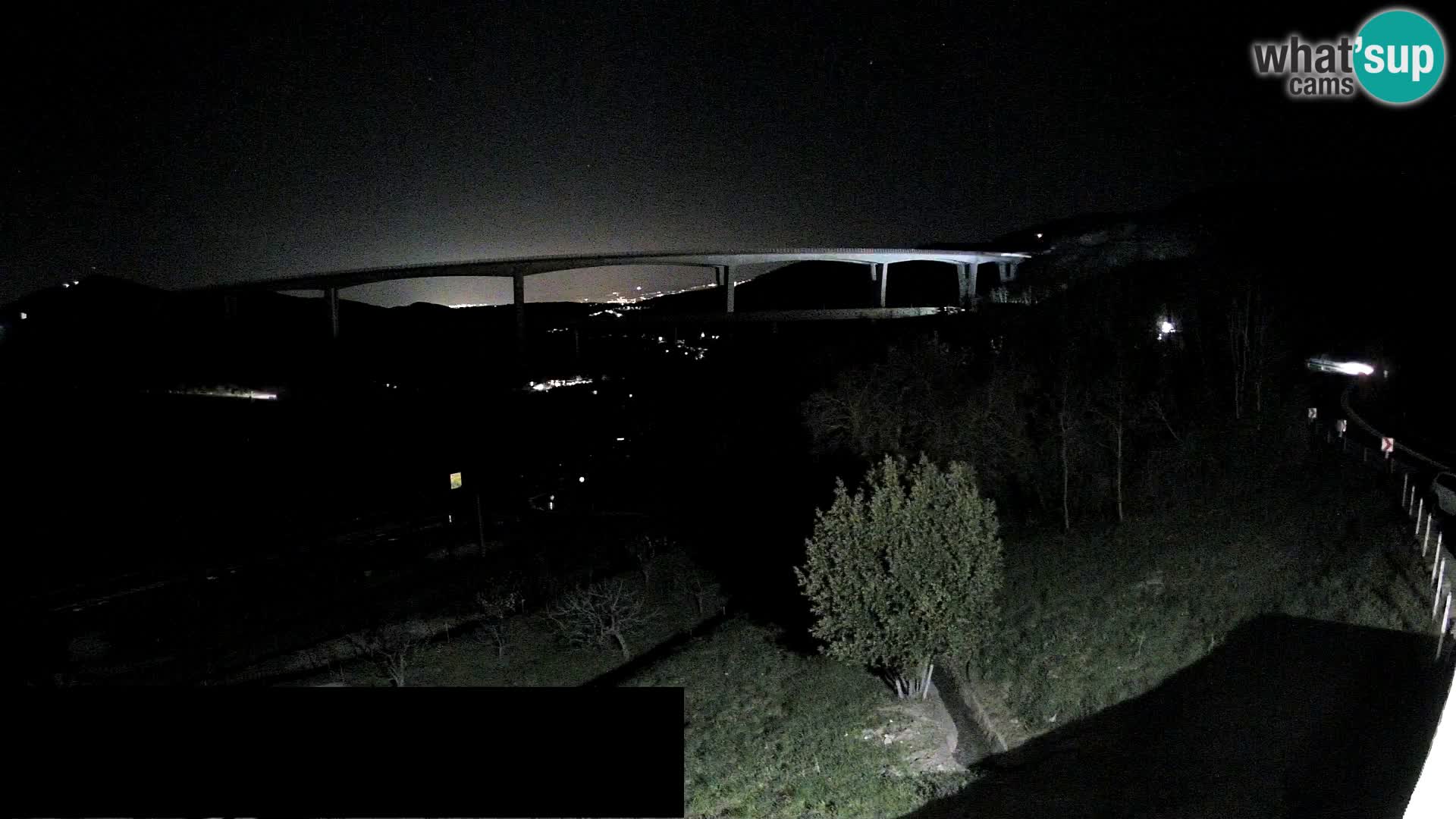Kamera v živo Črni Kal Viadukt – pogled z Viki Burgerja