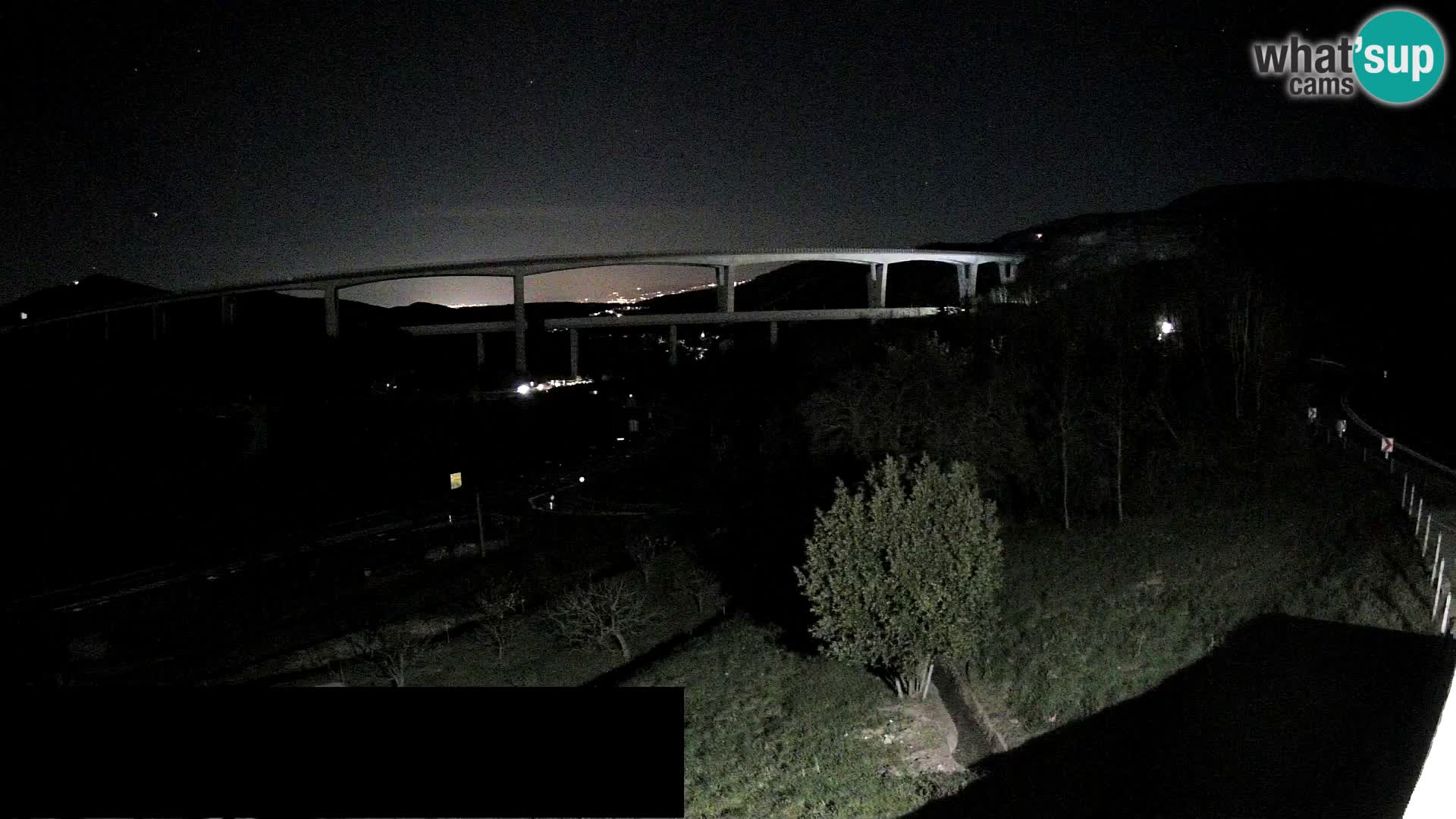 Live cam Črni Kal Viaduc – Viki Burger