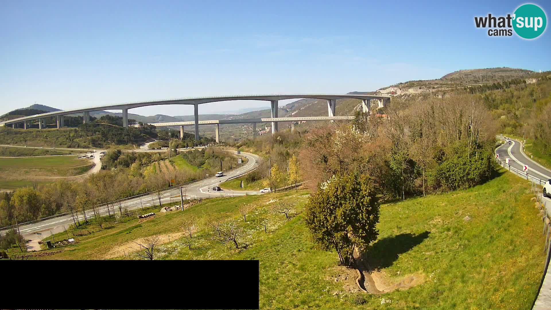 Live cam Črni Kal Viaduc – Viki Burger