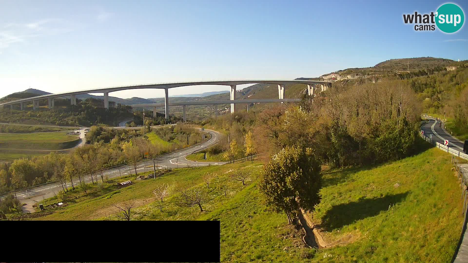 Camera en vivo Črni Kal Viaducto – Viki Burger
