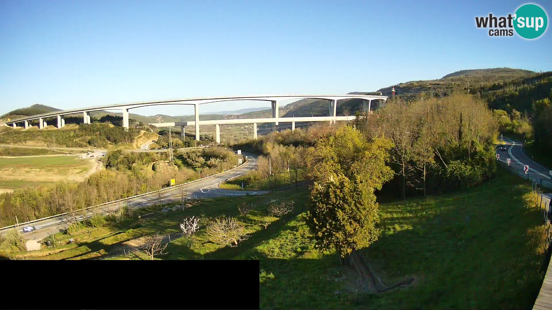 Web kamera Črni Kal Viadukt – pogled sa Viki Burgerja