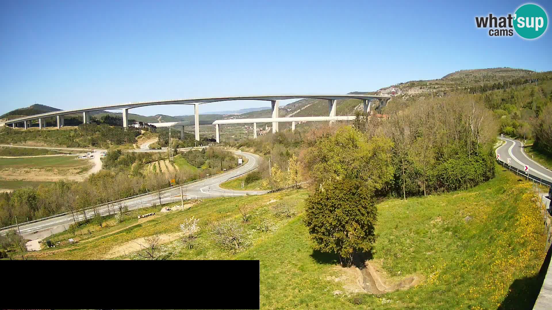 Live cam Črni Kal Viaduc – Viki Burger