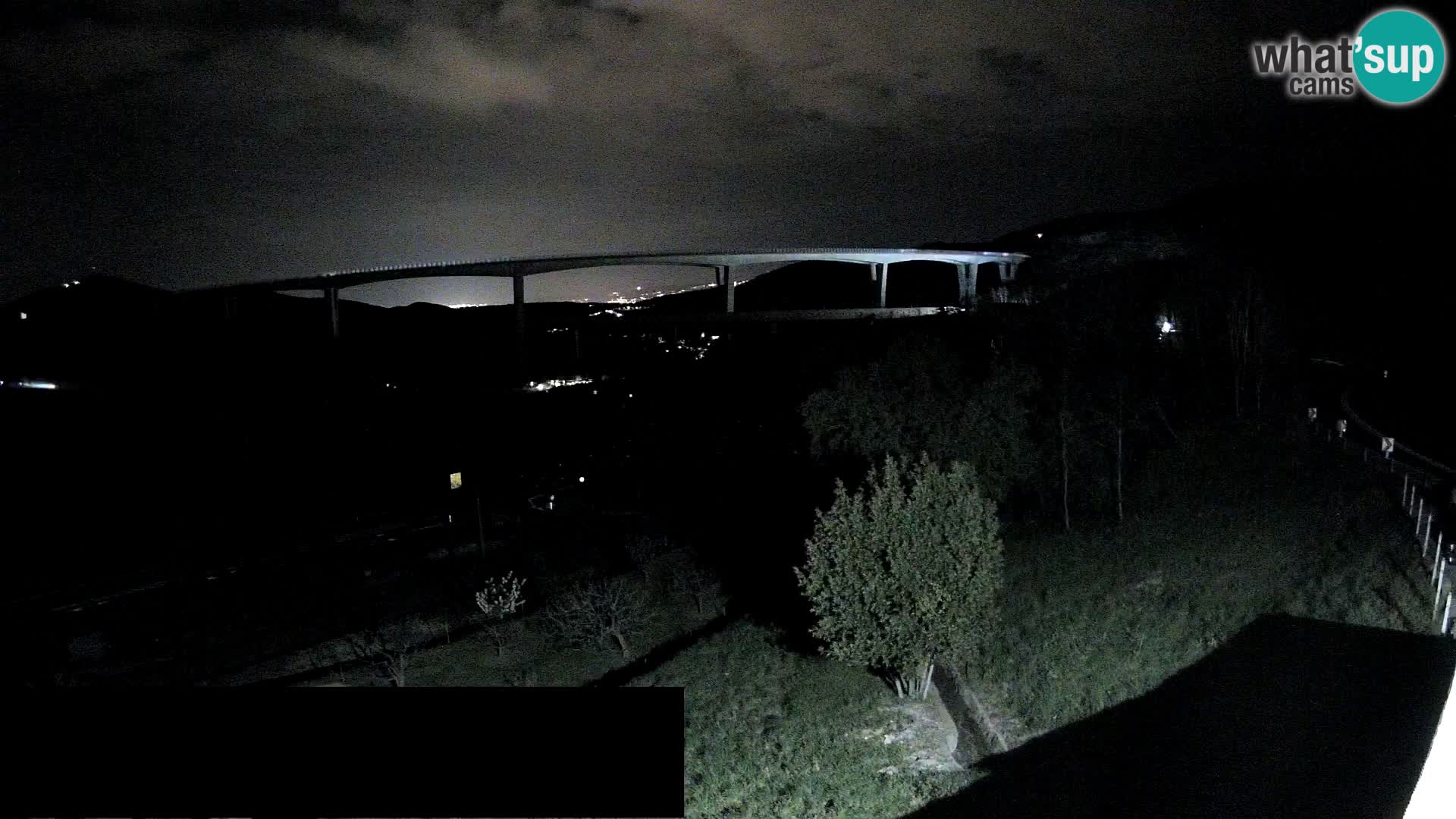 Live cam Črni Kal Viaduc – Viki Burger