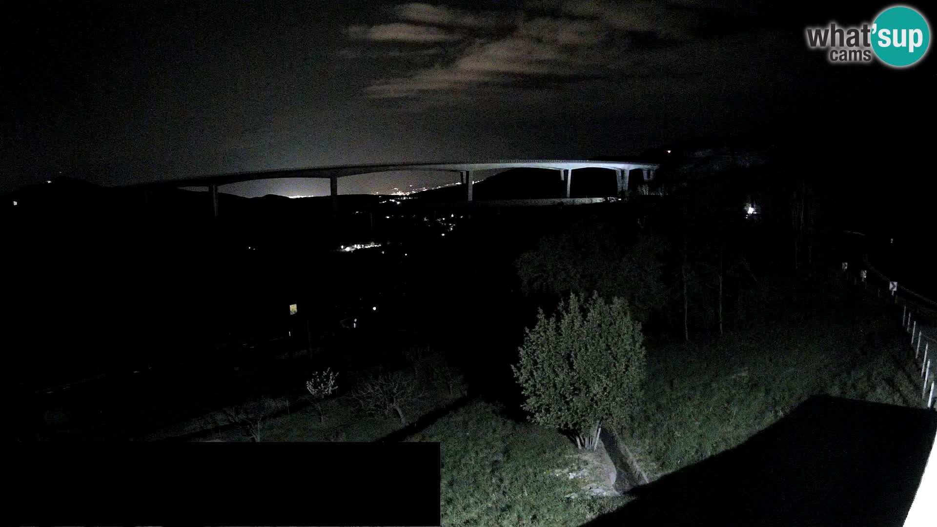 Web kamera Črni Kal Viadukt – pogled sa Viki Burgerja