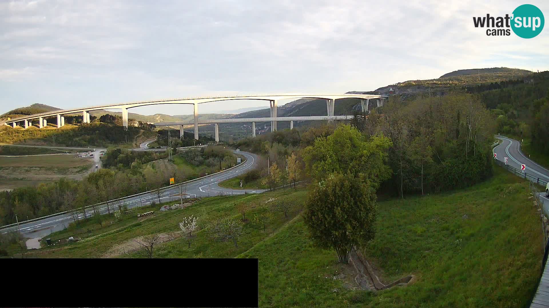 Webcam Črni Kal Viadukt – Viki Burger