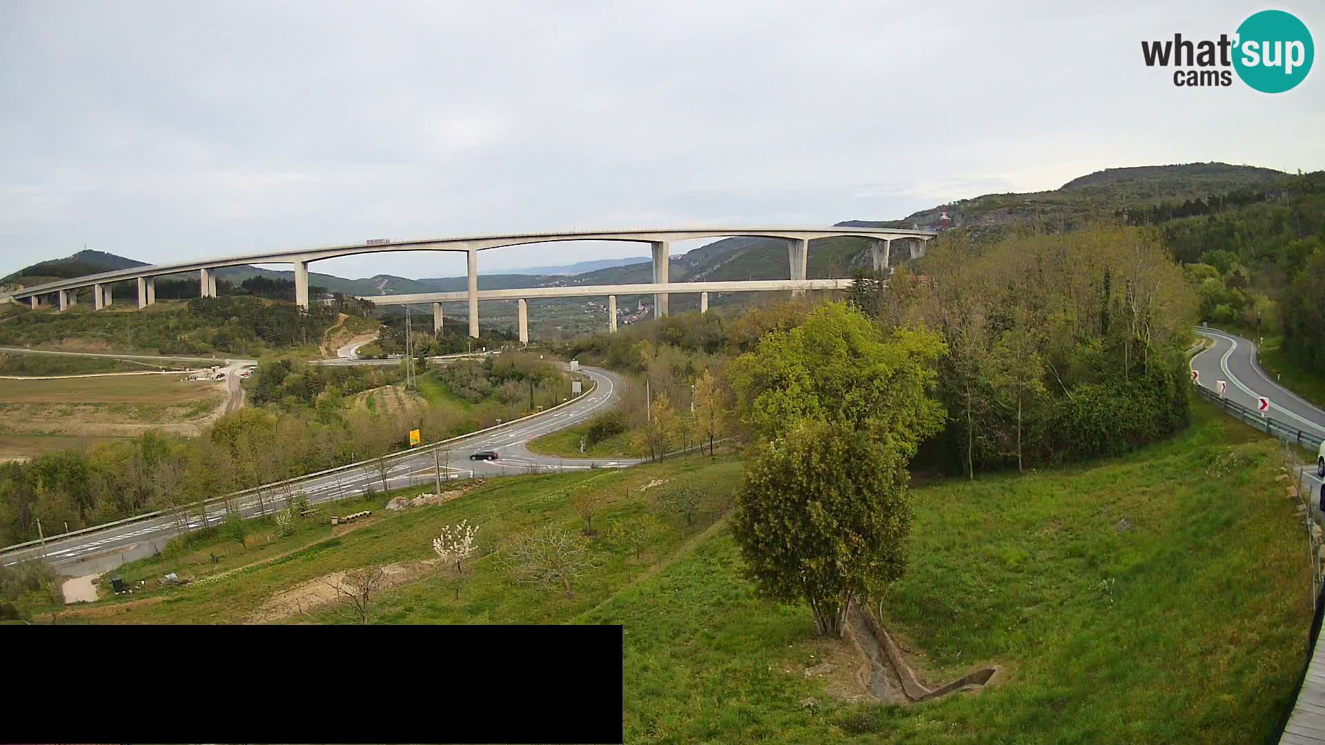 Live cam Črni Kal Viaduc – Viki Burger