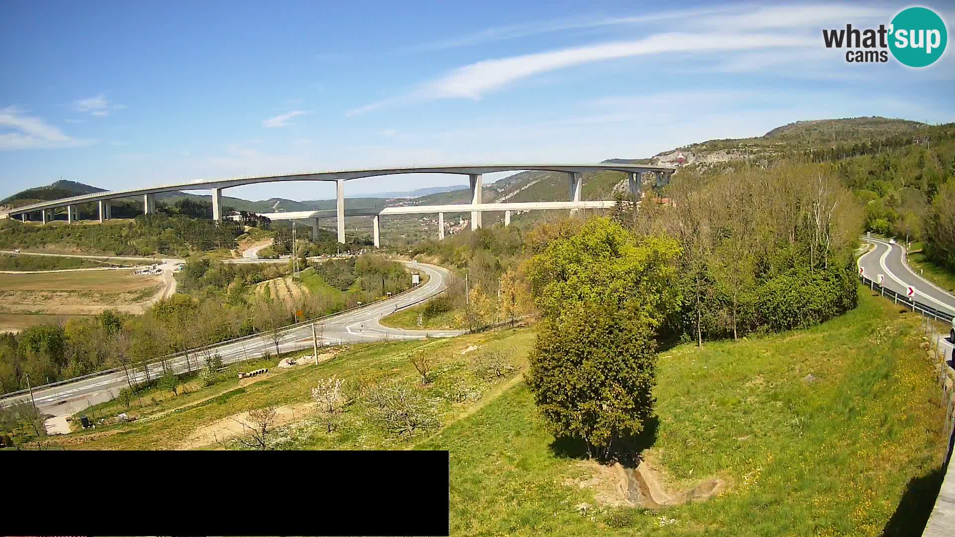 Live cam Črni Kal Viaduc – Viki Burger