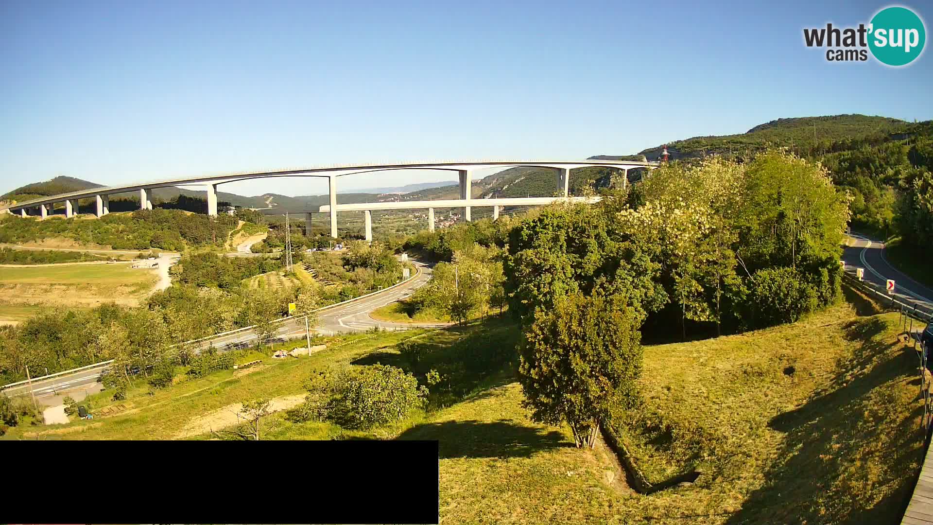 Camera en vivo Črni Kal Viaducto – Viki Burger