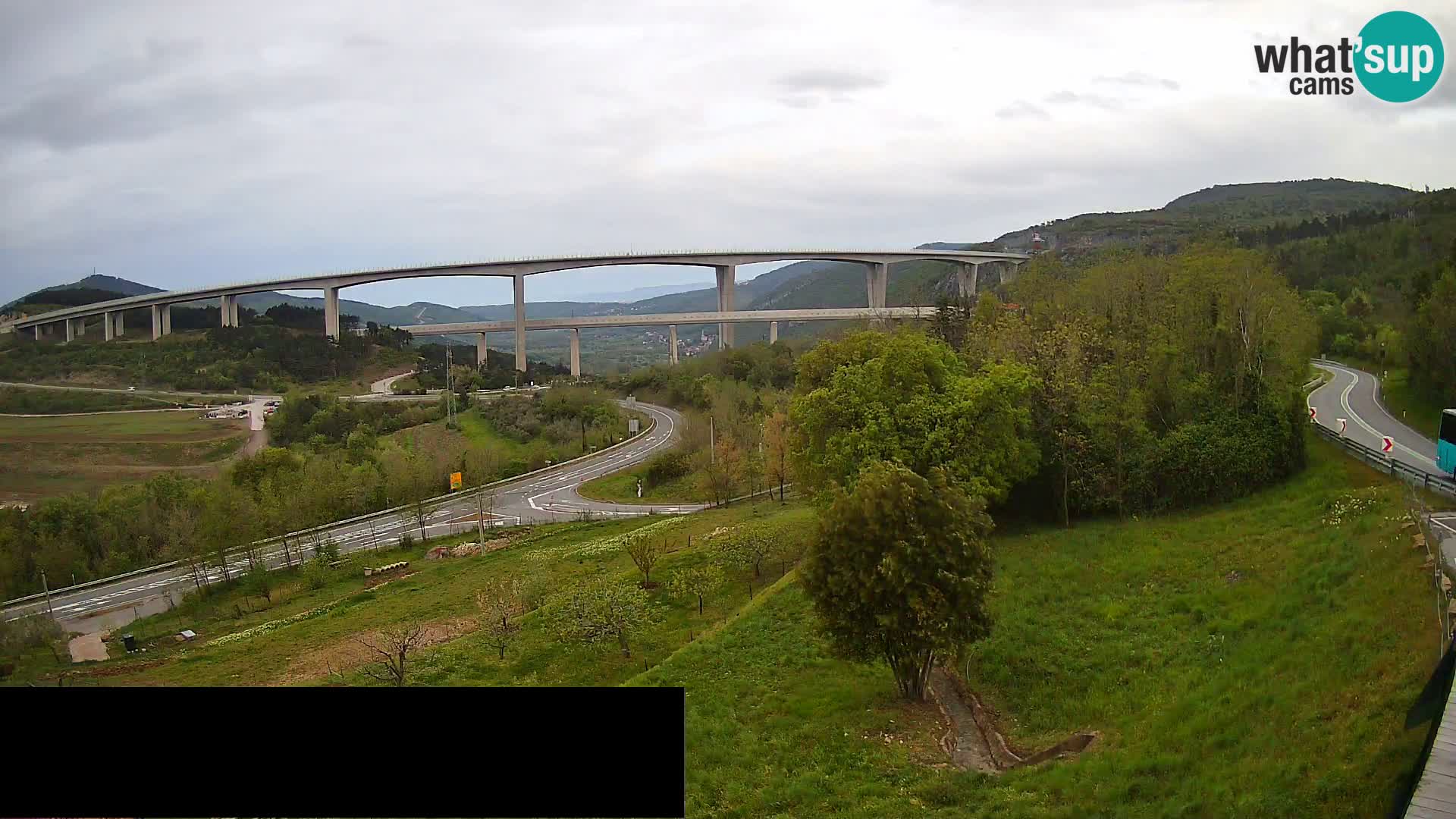 Livecam  Črni Kal Viadotto – panorama dal Viki Burger
