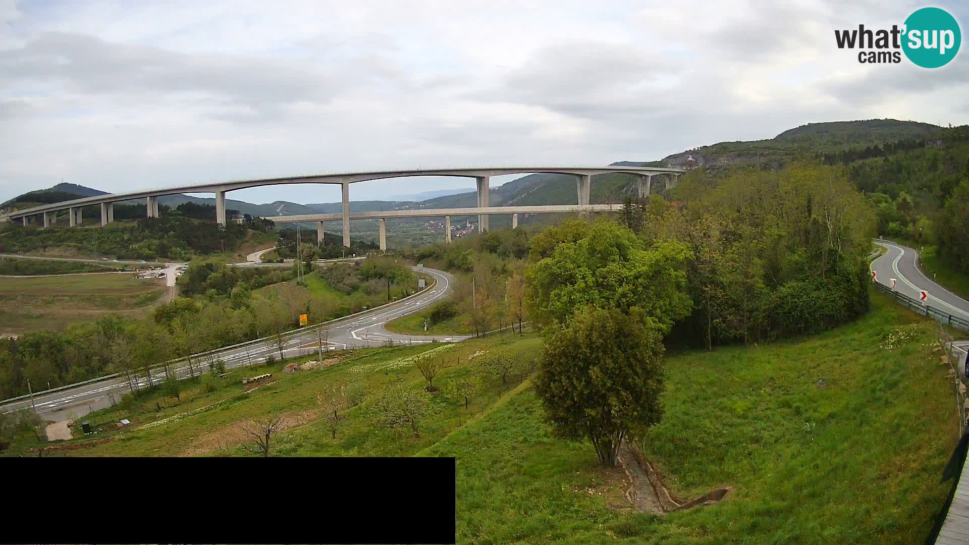 Live cam Črni Kal Viaduc – Viki Burger