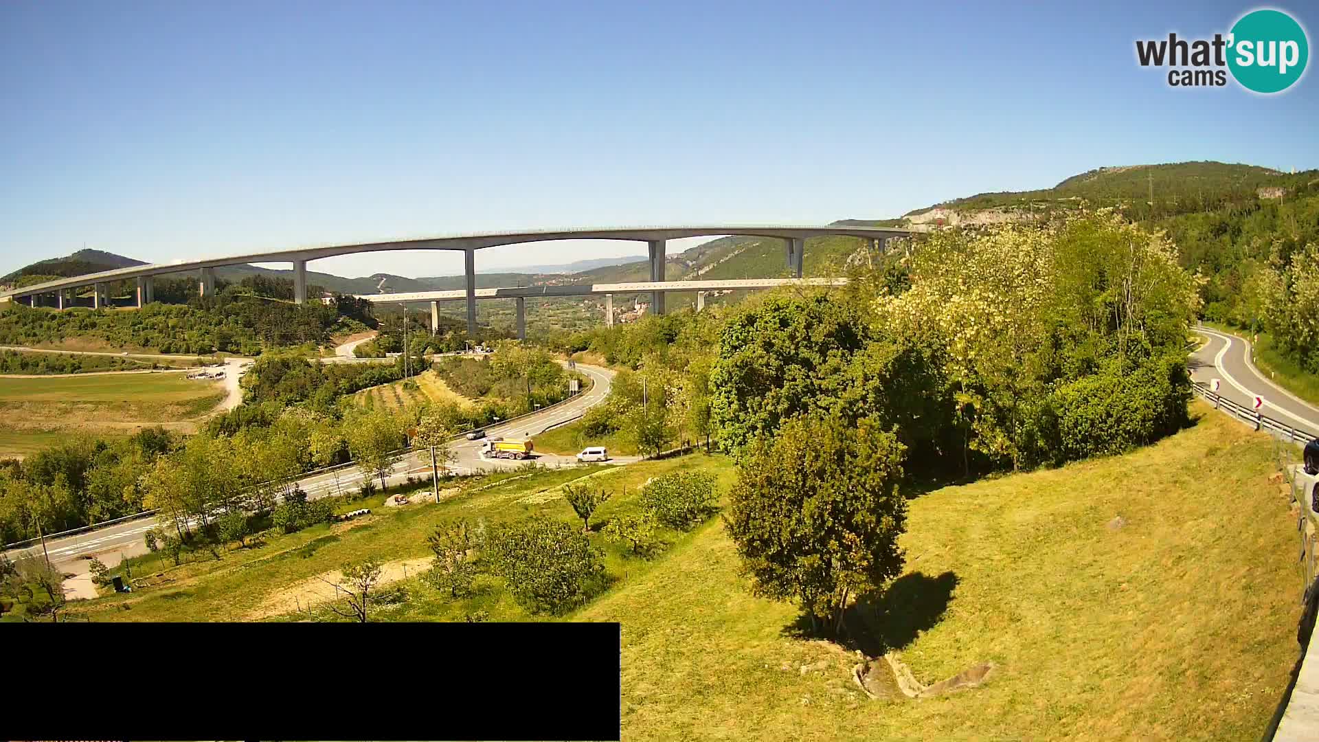 Live cam Črni Kal Viaduc – Viki Burger