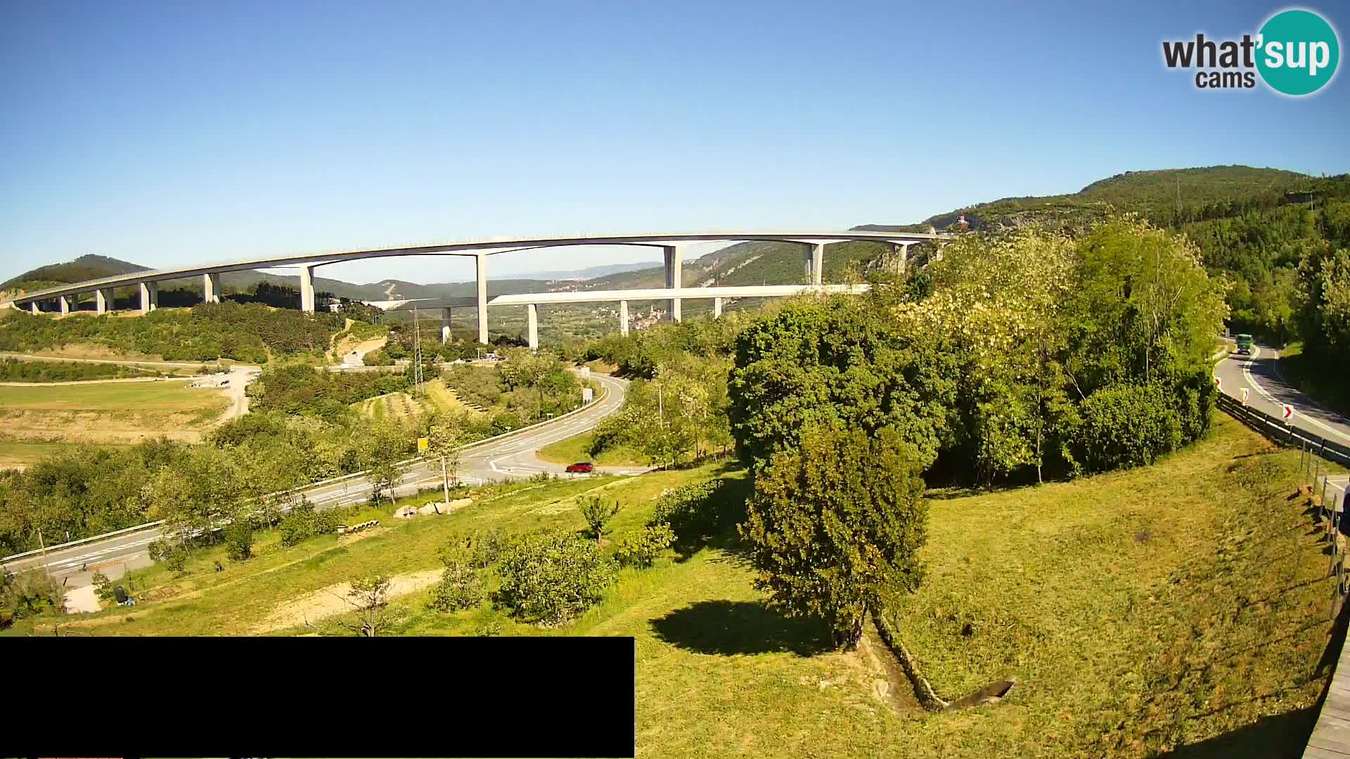 Webcam Črni Kal Viadukt – Viki Burger