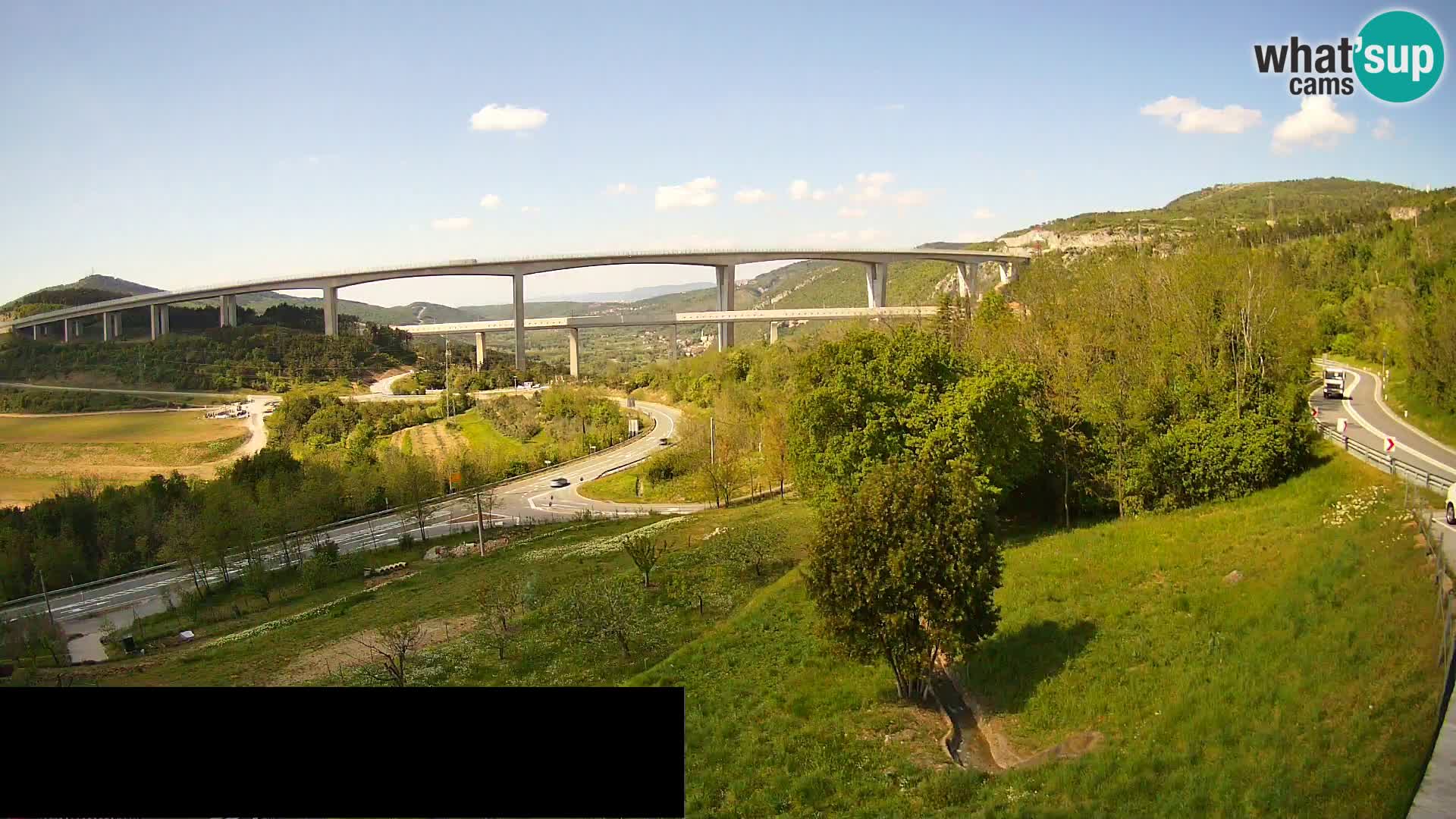 Live cam Črni Kal Viaduc – Viki Burger
