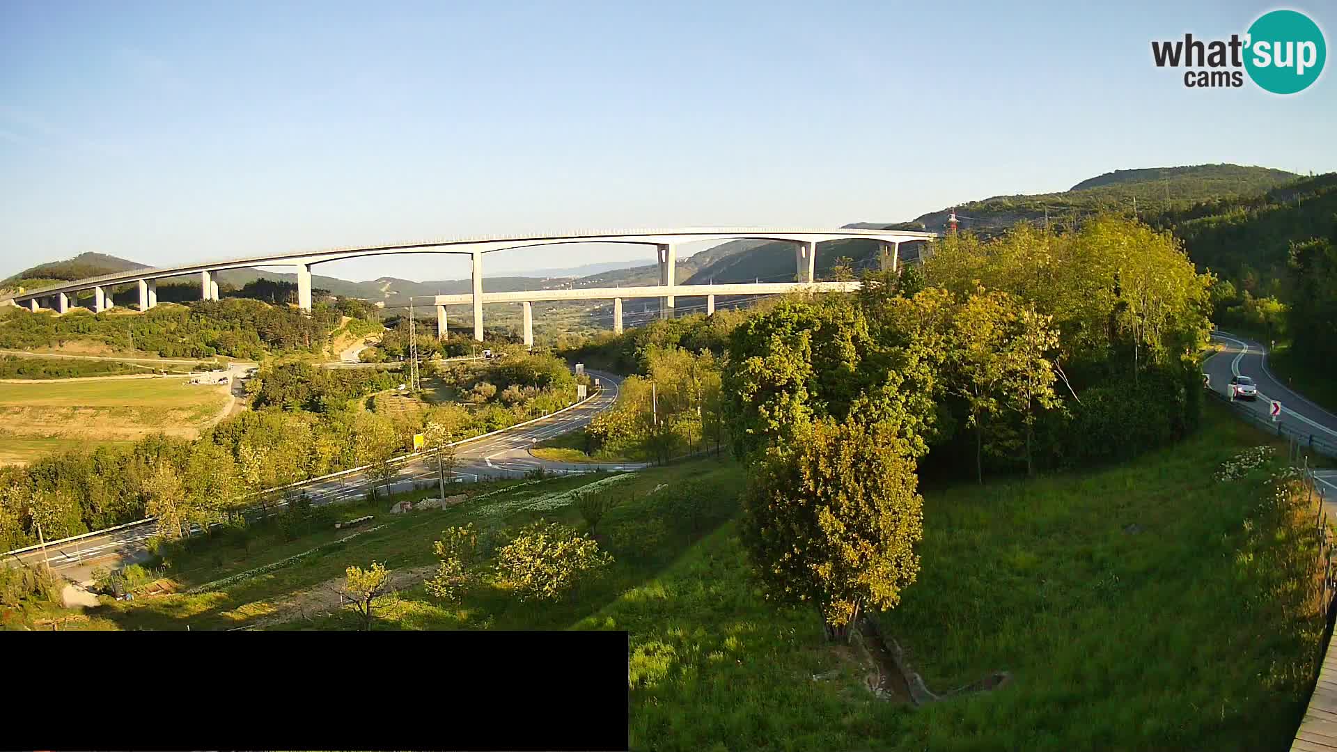 Webcam Črni Kal Viadukt – Viki Burger