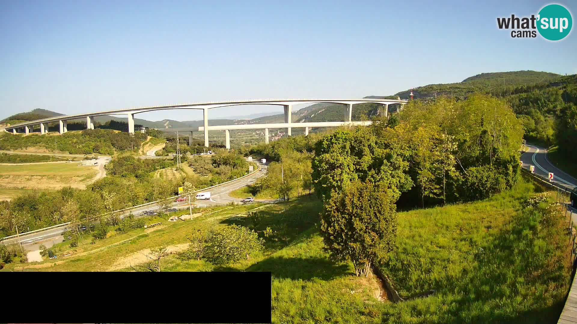 Livecam  Črni Kal Viadotto – panorama dal Viki Burger