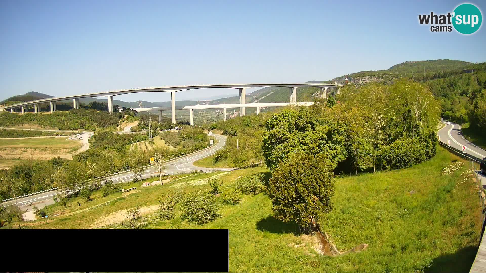 Live cam Črni Kal Viaduc – Viki Burger
