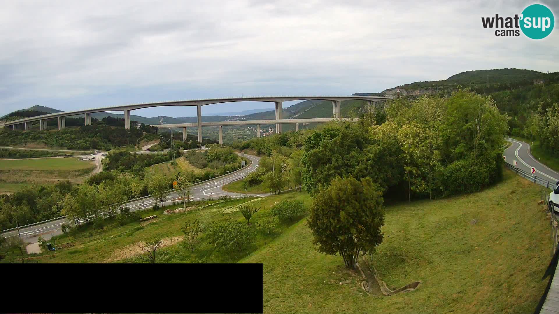 Livecam  Črni Kal Viadotto – panorama dal Viki Burger