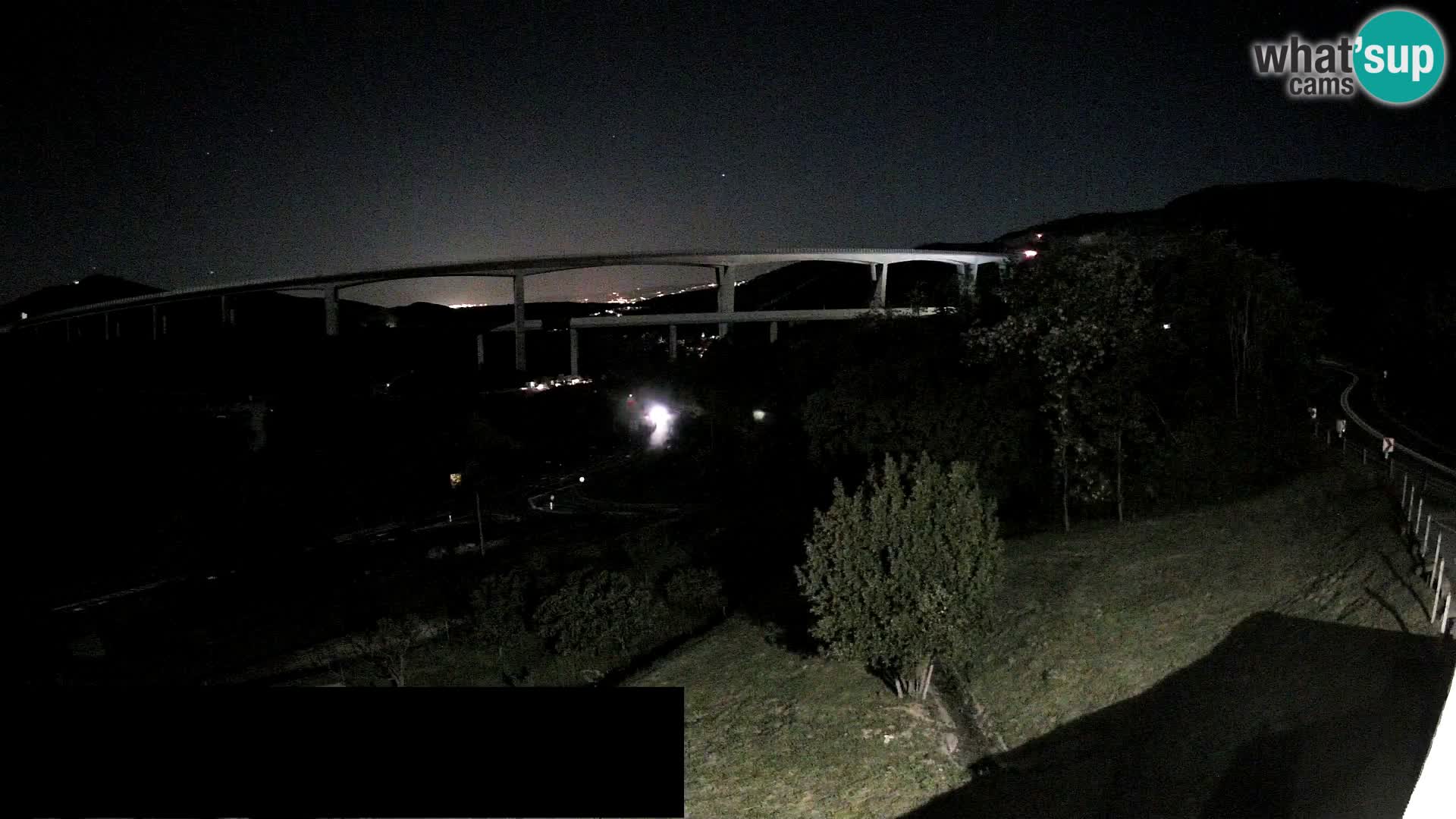 Web kamera Črni Kal Viadukt – pogled sa Viki Burgerja