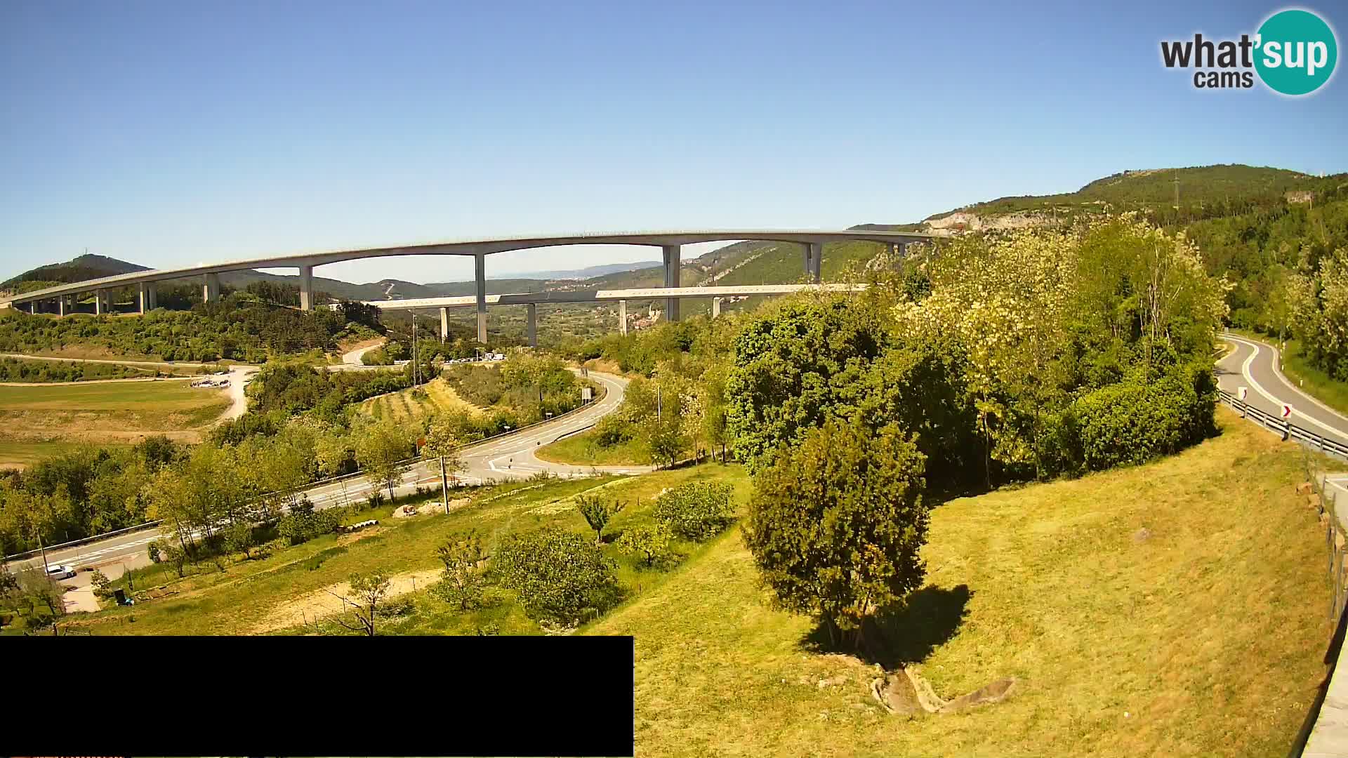Live cam Črni Kal Viaduc – Viki Burger