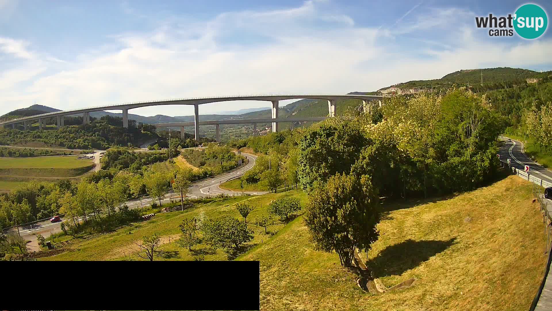 Webcam Črni Kal Viaduct – view from Viki Burger