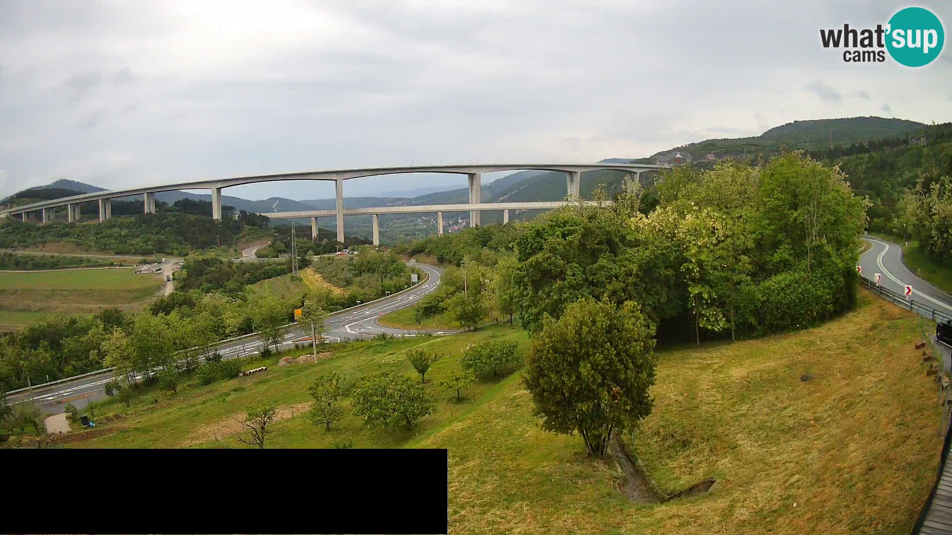 Camera en vivo Črni Kal Viaducto – Viki Burger