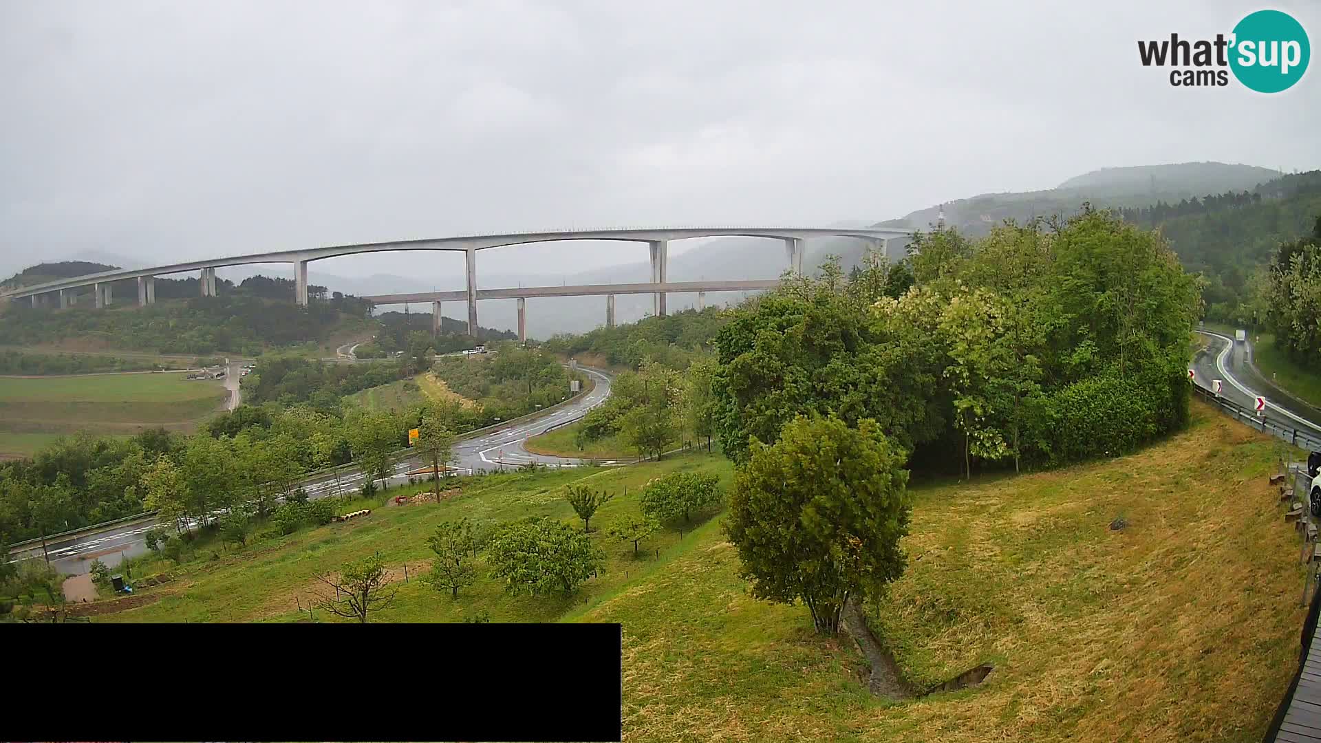 Live cam Črni Kal Viaduc – Viki Burger