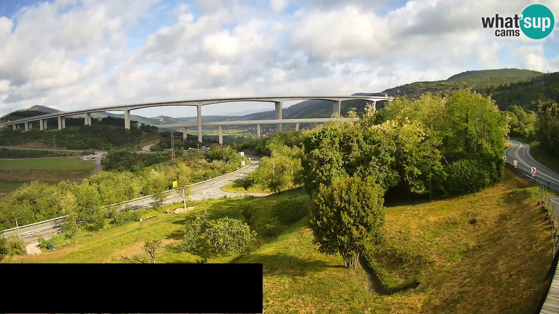 Camera en vivo Črni Kal Viaducto – Viki Burger