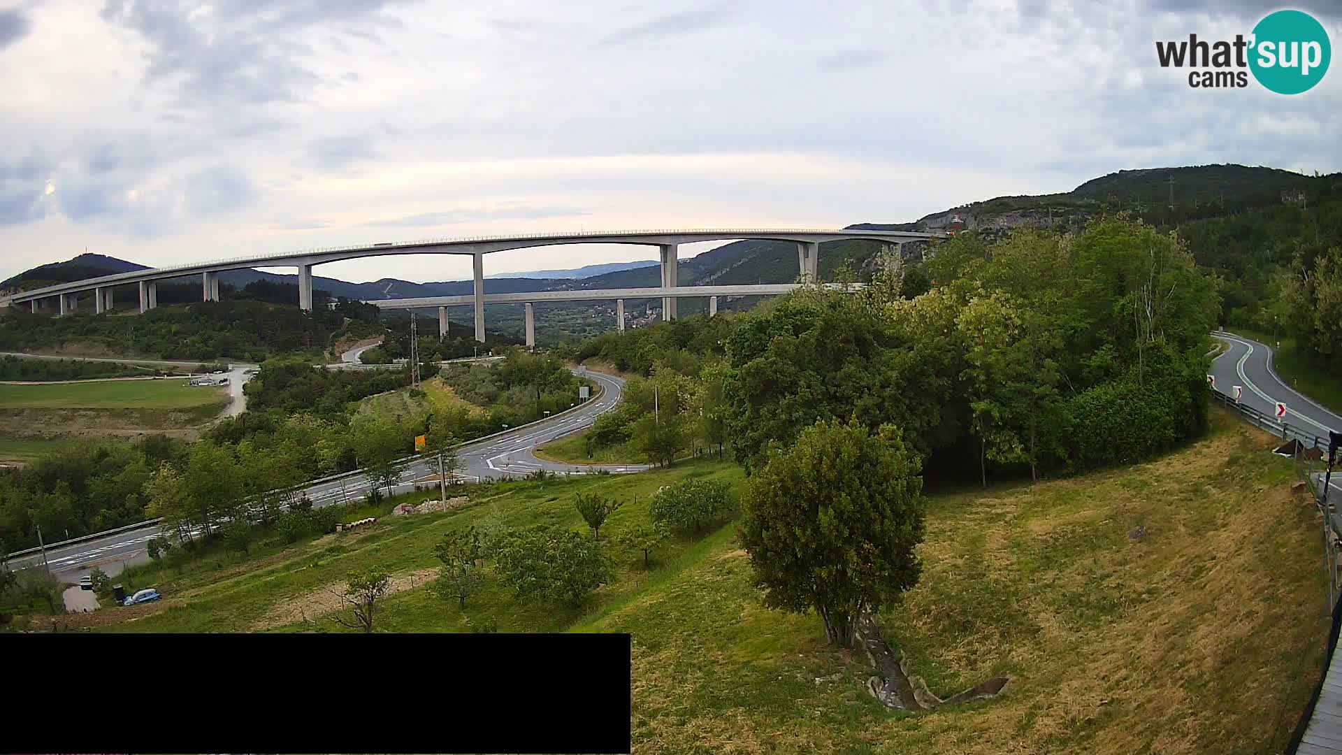 Web kamera Črni Kal Viadukt – pogled sa Viki Burgerja