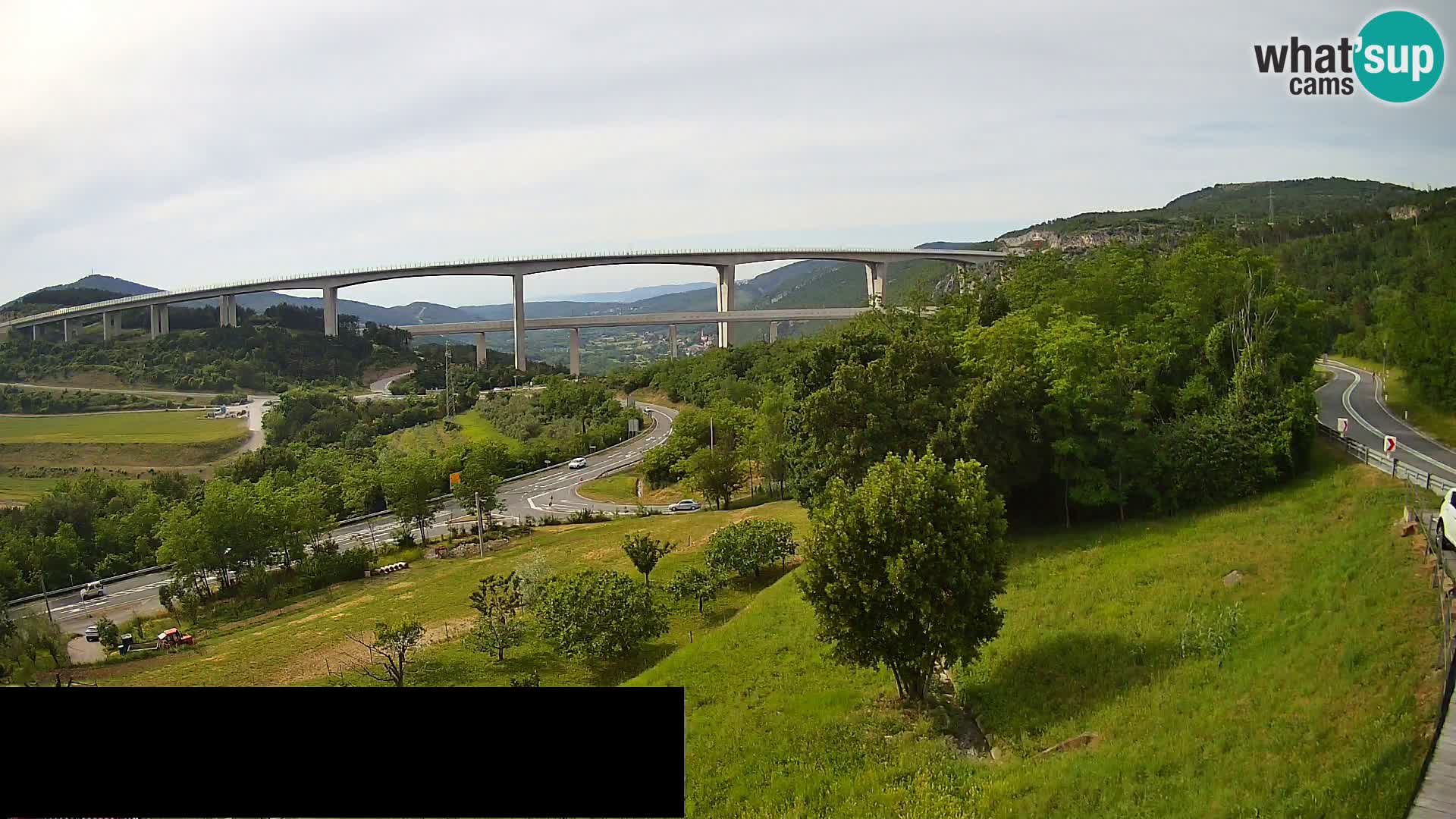 Web kamera Črni Kal Viadukt – pogled sa Viki Burgerja