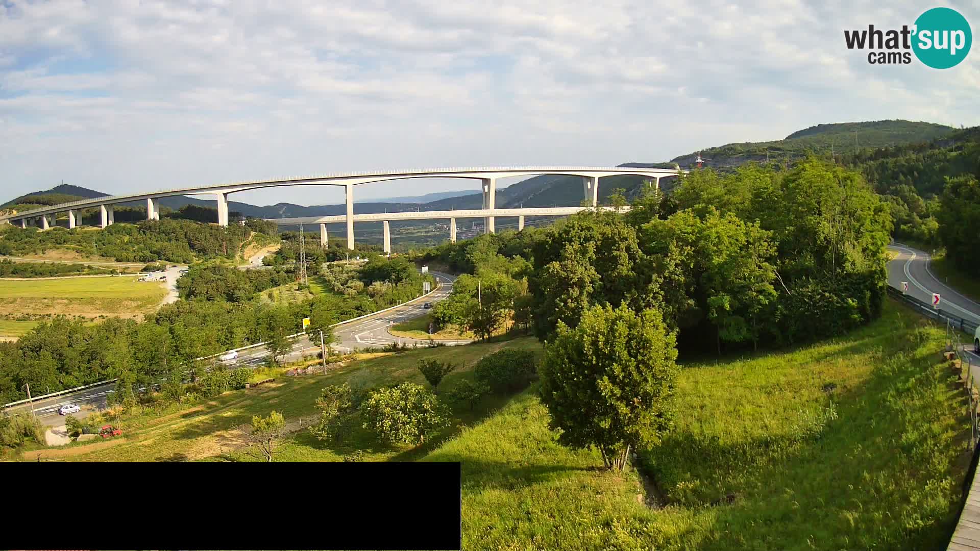 Webcam Črni Kal Viadukt – Viki Burger