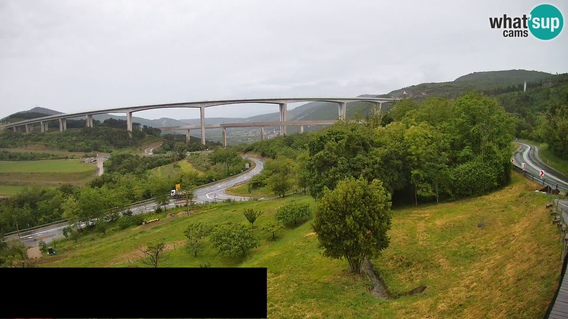 Live cam Črni Kal Viaduc – Viki Burger
