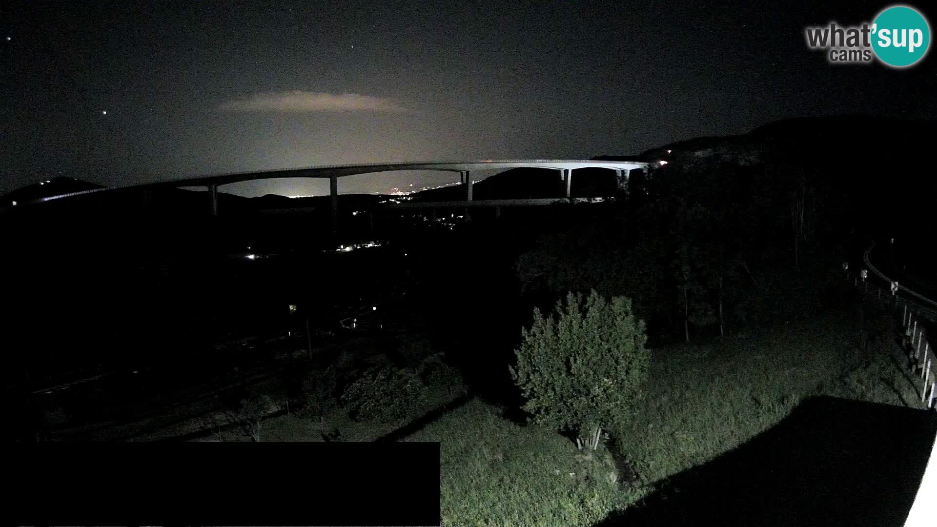 Kamera v živo Črni Kal Viadukt – pogled z Viki Burgerja