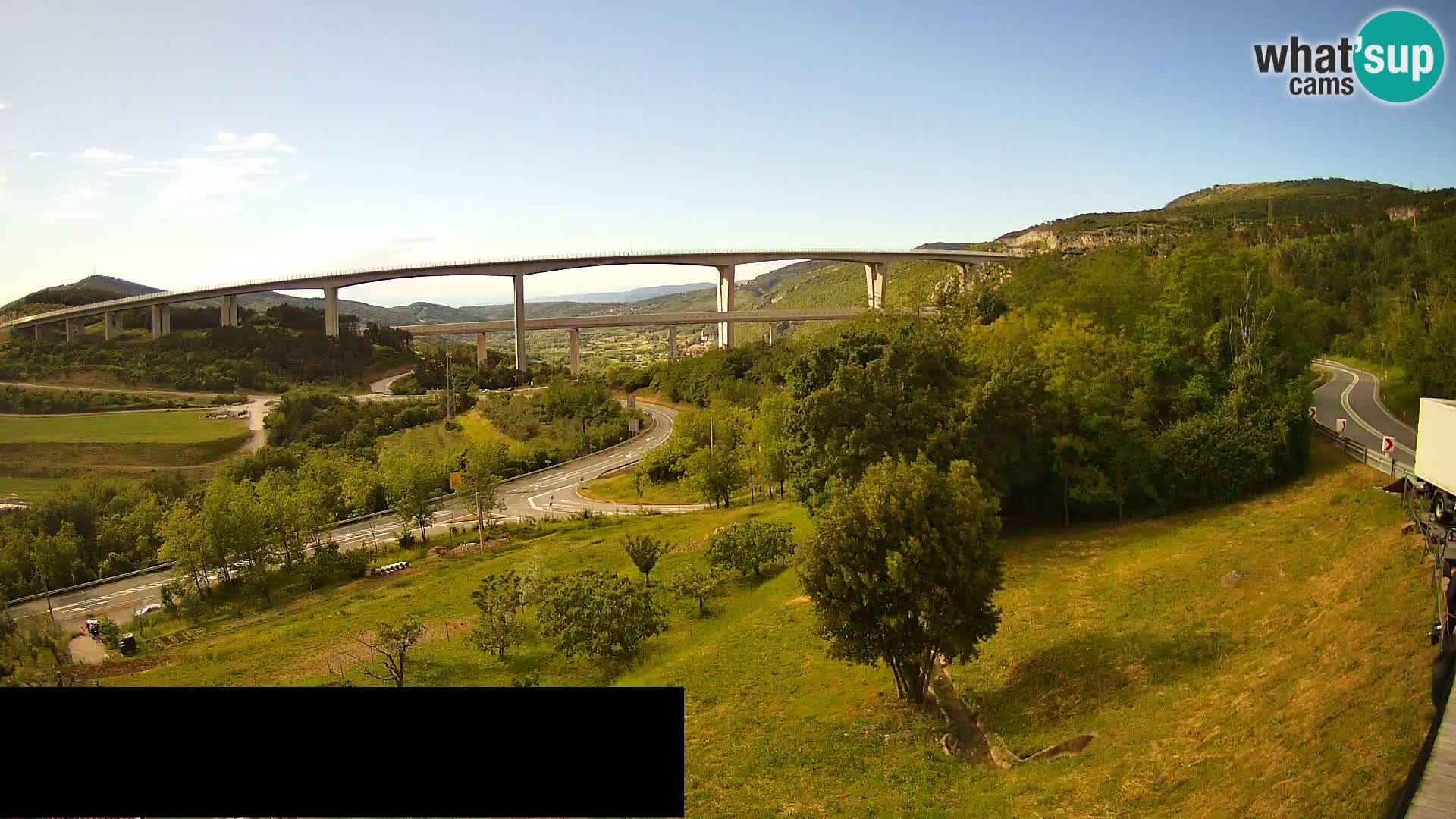 Webcam Črni Kal Viadukt – Viki Burger