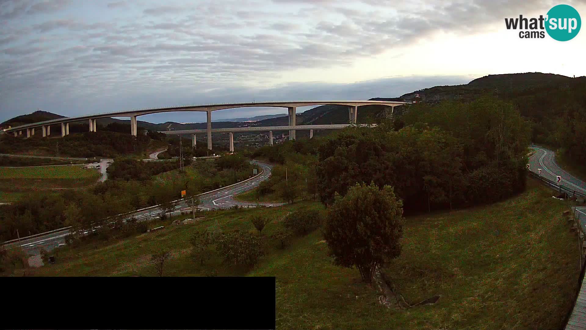 Livecam  Črni Kal Viadotto – panorama dal Viki Burger