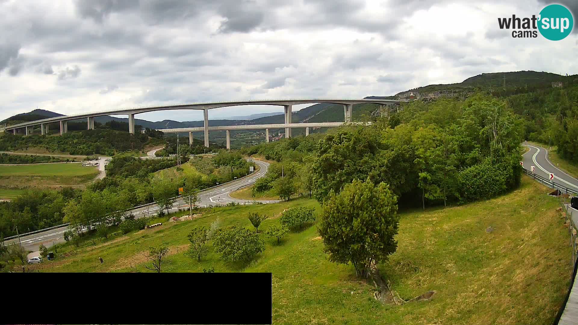 Live cam Črni Kal Viaduc – Viki Burger