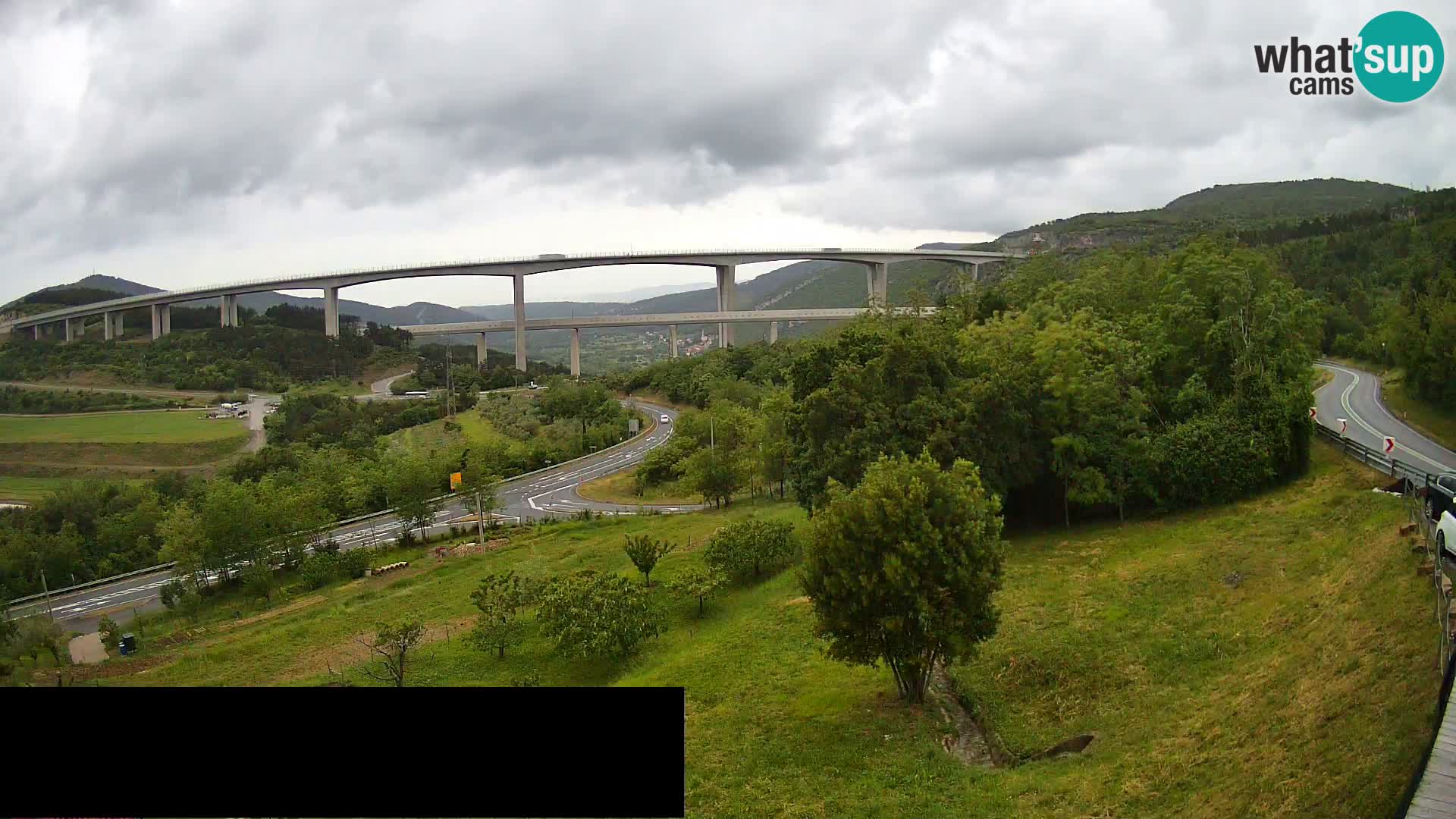 Webcam Črni Kal Viadukt – Viki Burger