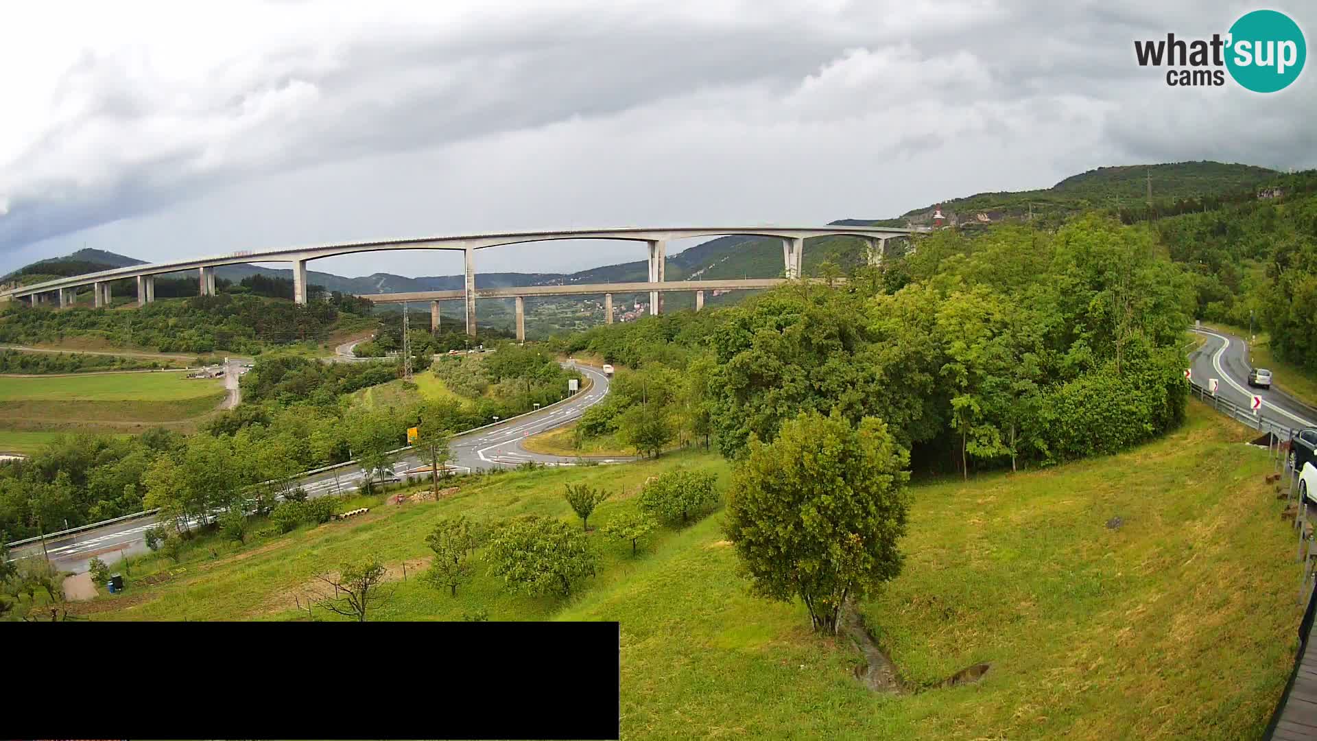 Webcam Črni Kal Viadukt – Viki Burger