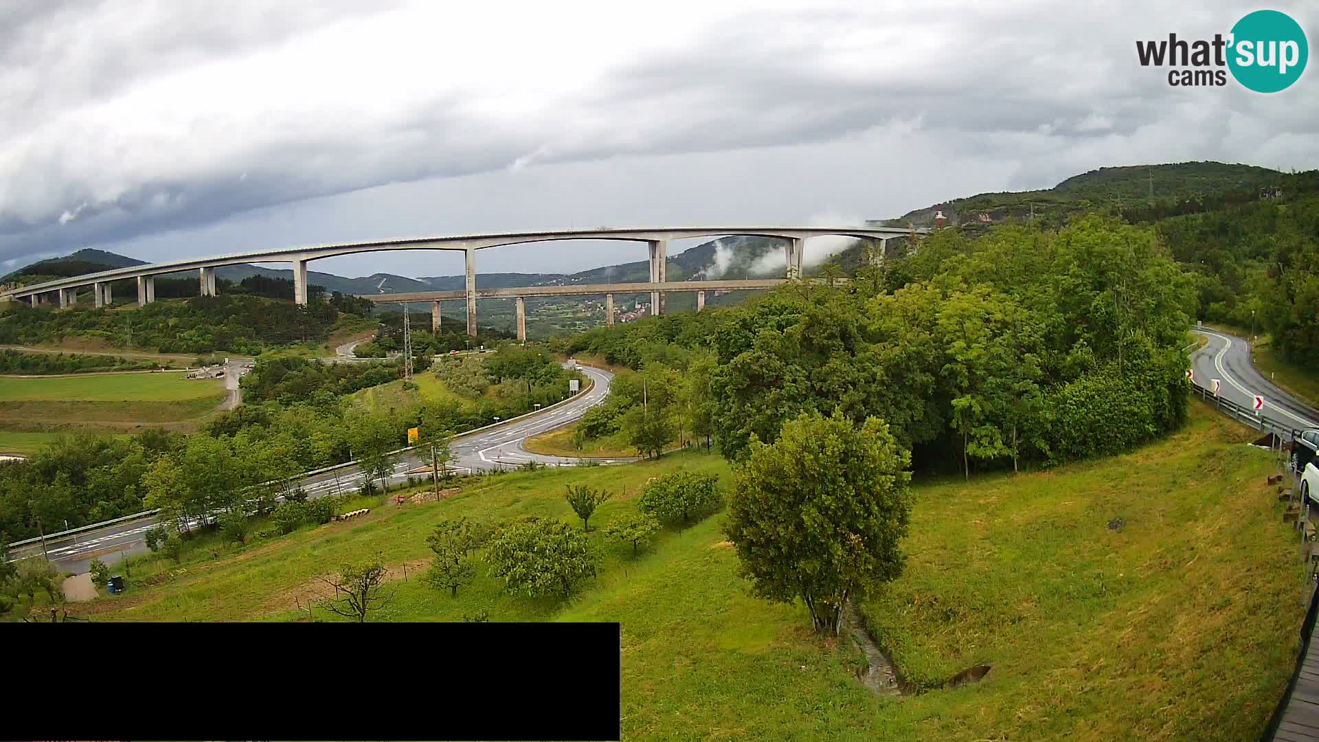Webcam Črni Kal Viadukt – Viki Burger