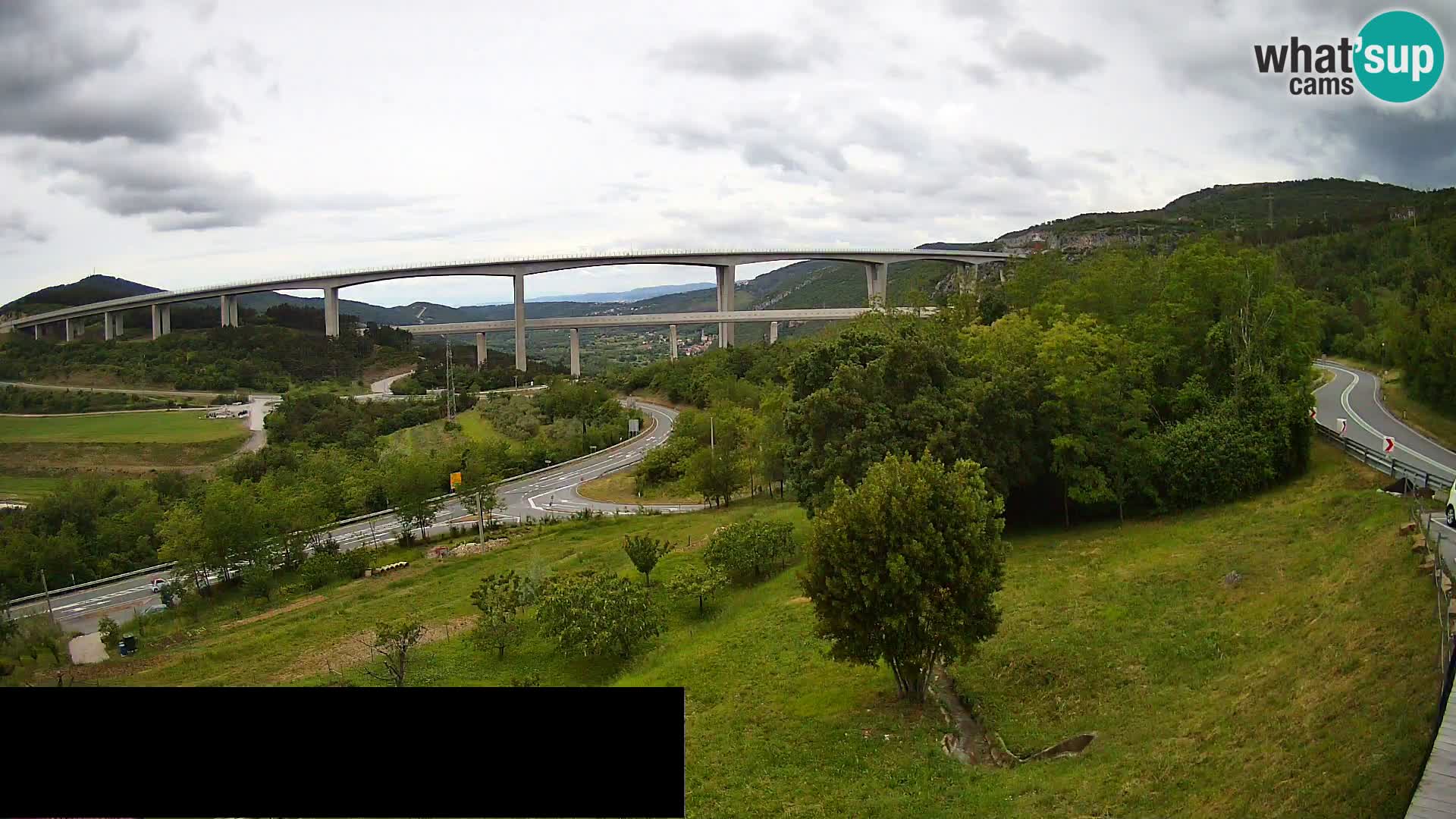 Webcam Črni Kal Viaduct – view from Viki Burger