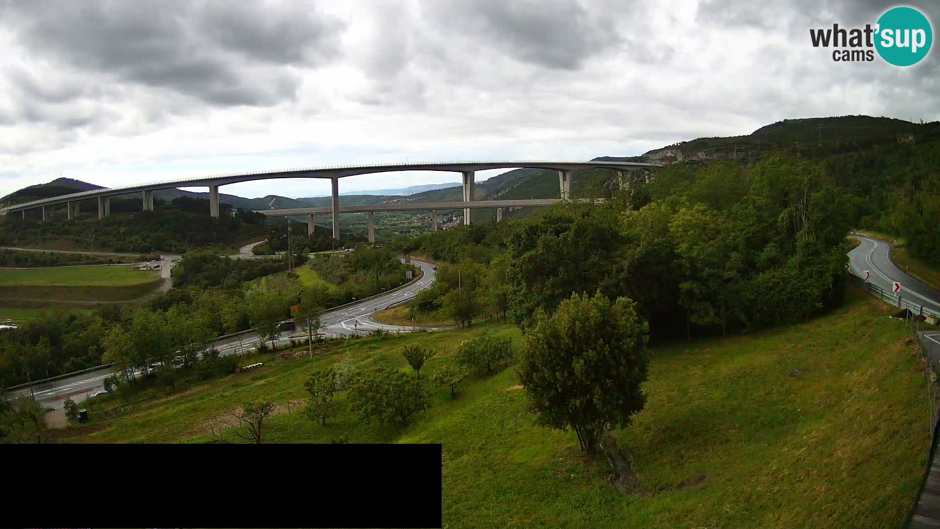 Camera en vivo Črni Kal Viaducto – Viki Burger