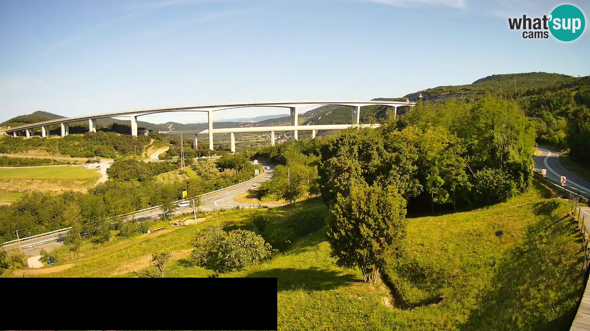 Webcam Črni Kal Viadukt – Viki Burger