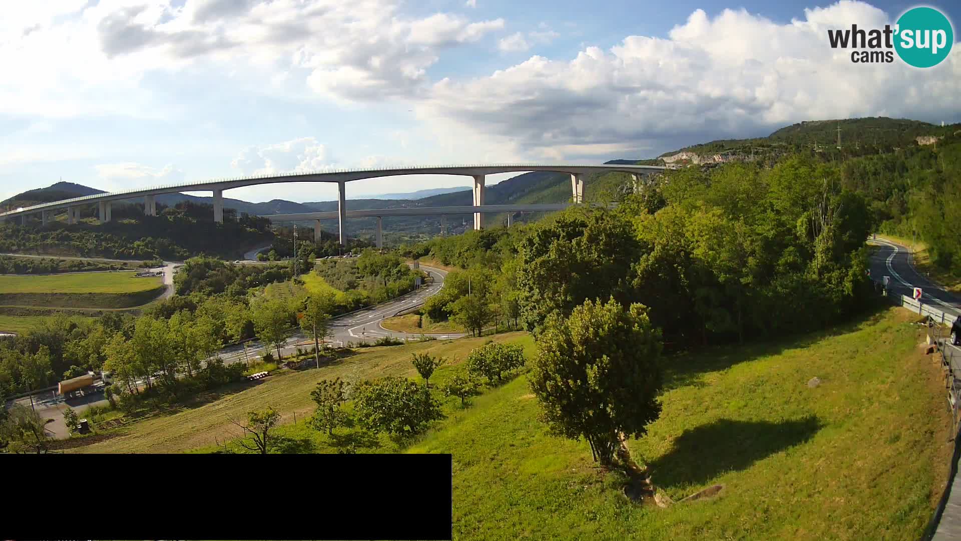 Livecam  Črni Kal Viadotto – panorama dal Viki Burger