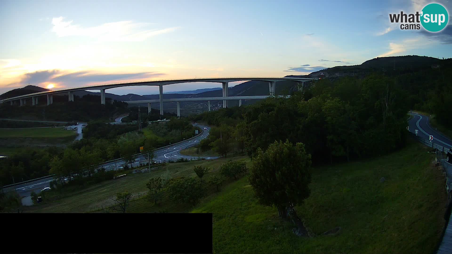 Web kamera Črni Kal Viadukt – pogled sa Viki Burgerja