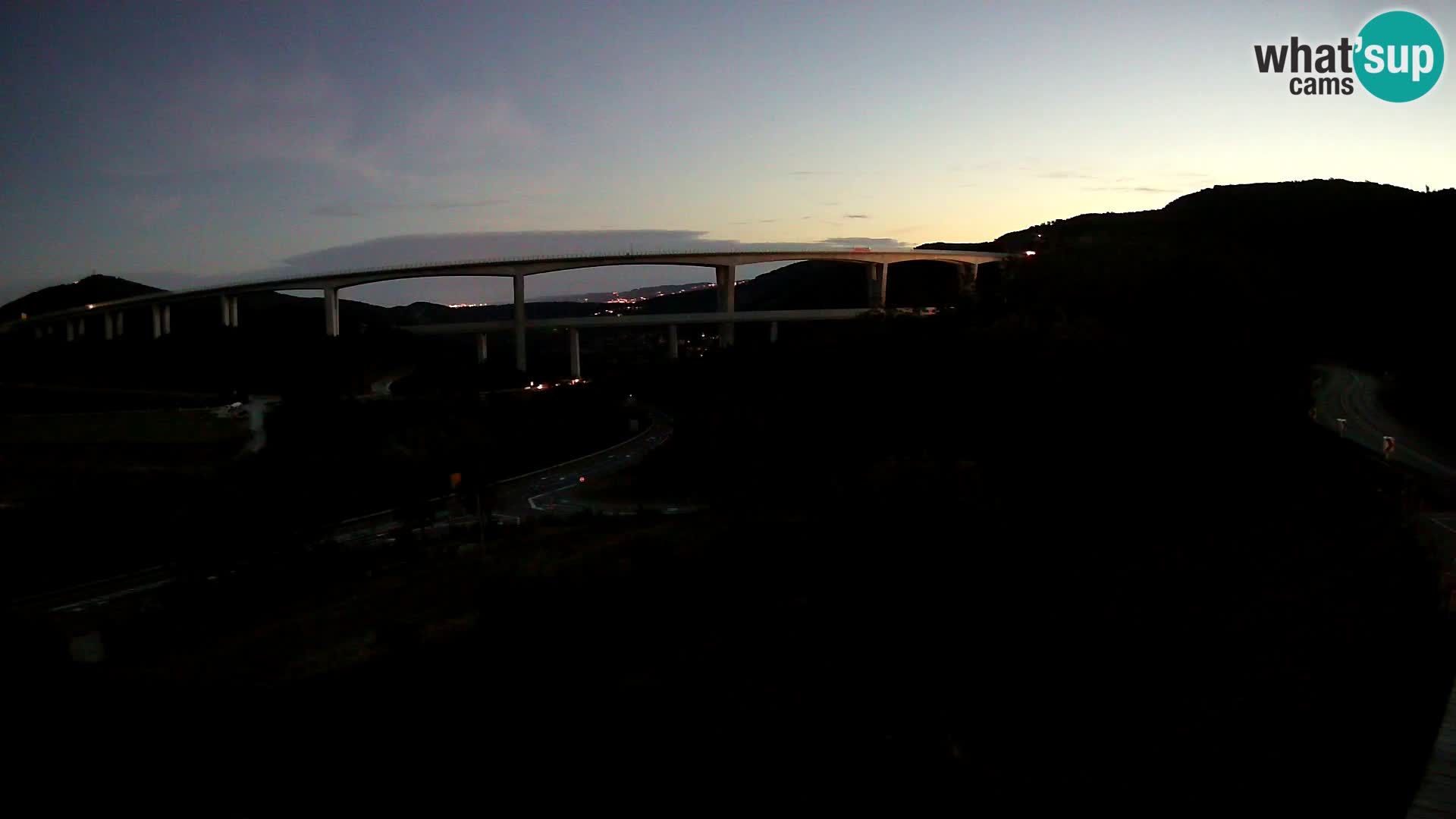 Camera en vivo Črni Kal Viaducto – Viki Burger
